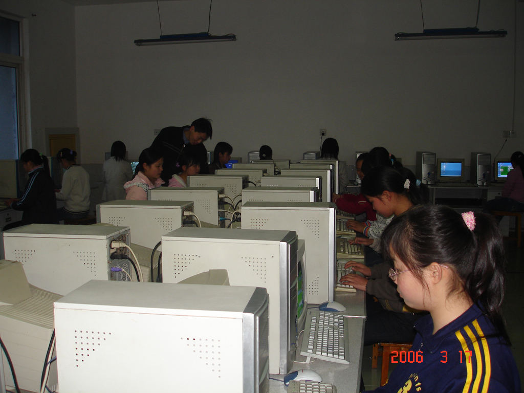 classroom004.JPG